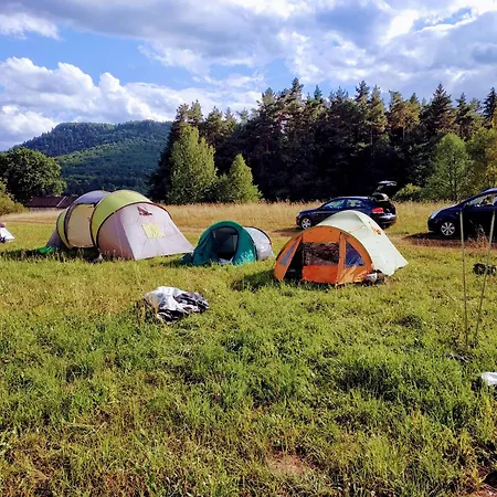 Gory Stolowe Camp -Miejsce Na Kamper, Przyczepe Lub Namiot Radkow Exterior foto