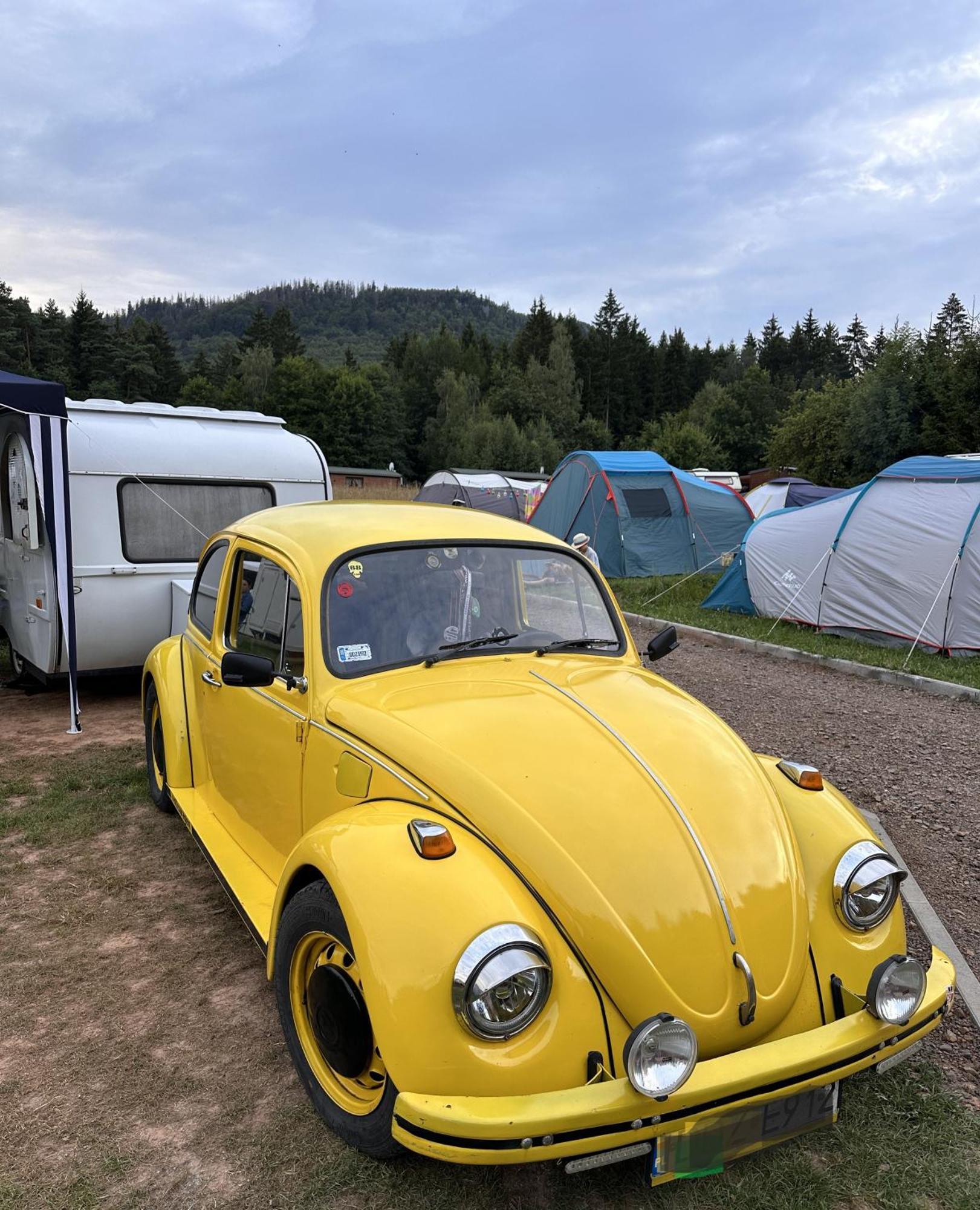 Gory Stolowe Camp -miejsce Na Kamper, Przyczepe Lub Namiot Campsite *